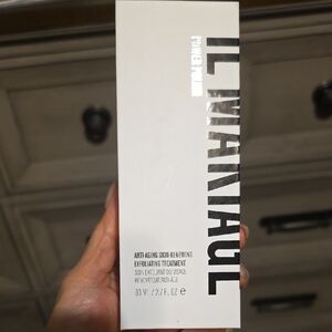 Sealed IL MAKIAGE Exfoliating Treatment